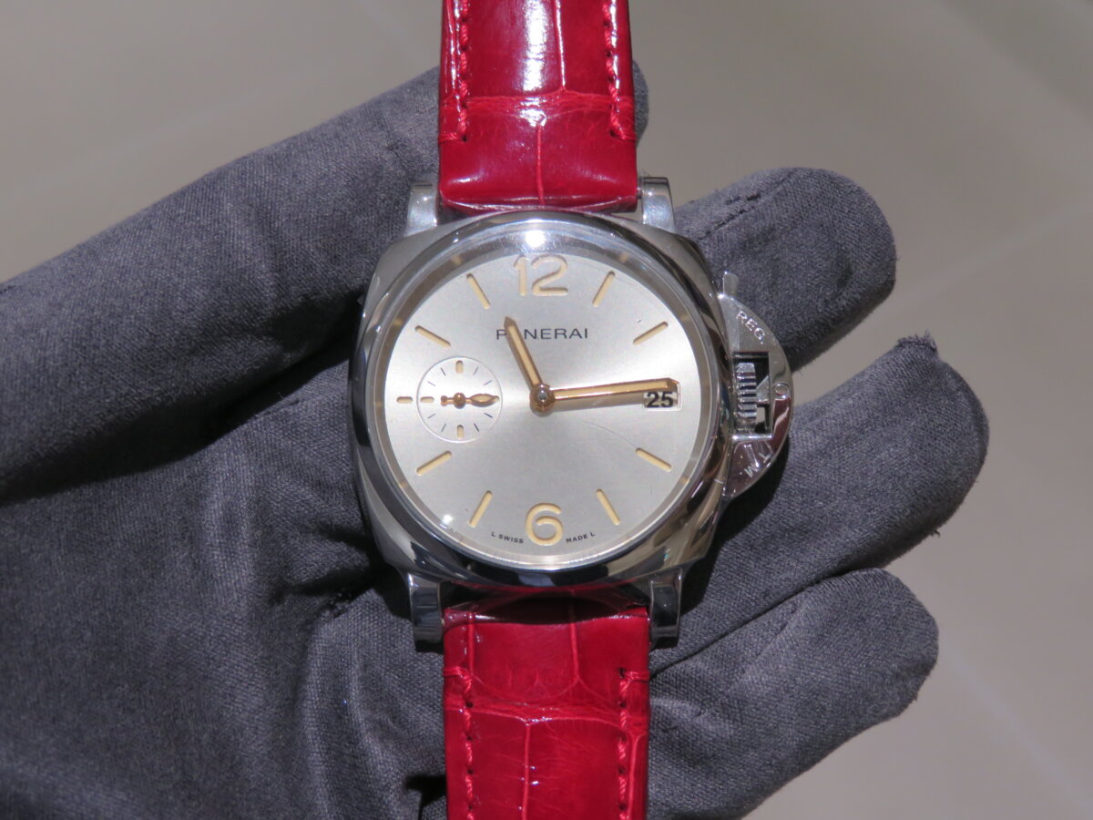 【パネライ】ストラップを変えれば男女で楽しめる…。「PAM01550」-PANERAI -IMG_3814-1