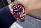 【TUDOR】洗練された存在感を放つバーガンディダイアル「ブラックベイ 58」