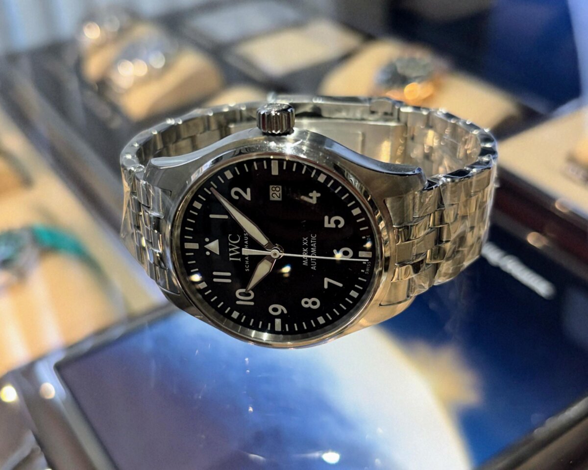 【 IWC 】価格改定前に手に入れたい！！究極の実用時計「パイロット・ウォッチ・マーク XX」-IWC -IMG_2809
