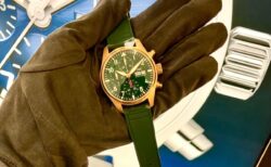 【 IWC 】一歩先の大人の個性が光る「レッドゴールド×グリーン」のパイロット・ウォッチ・ クロノグラフ41