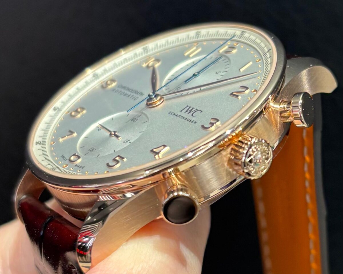【 IWC 】一生モノの最高峰「ポルギーゼ・クロノグラフ IW371611」が魅せる18Kレッドゴールドの品格。-IWC -IMG_3275