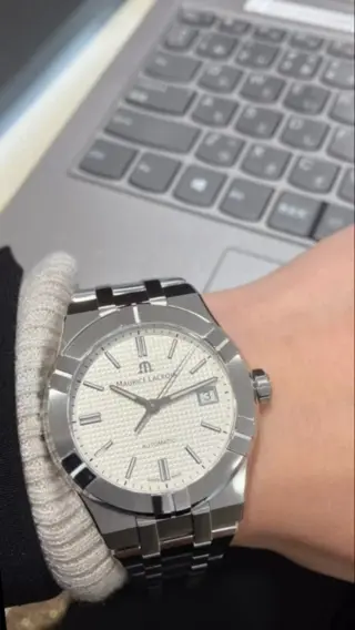 エドックスの原点・復刻モデル「デルフィン オリジナル クオーツクロノ