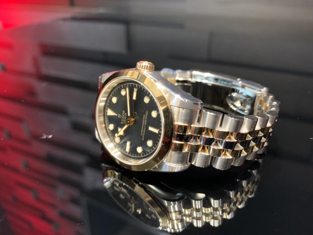 ウィメンズ ウォッチ、スイス製レディース時計 | Inside TUDOR