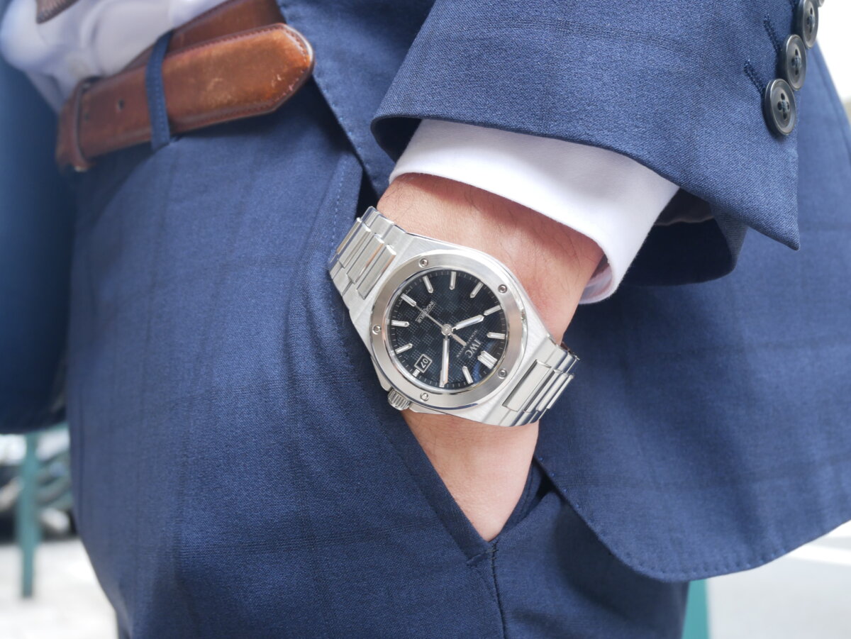 今や定番化した「ラグスポ」を再研究！？腕時計を語る上で知っておきたい2種類のラグスポの現在地と持つべき魅力的なモデル４選。-BELL&ROSS GIRARD-PERREGAUX IWC ZENITH -P1110151