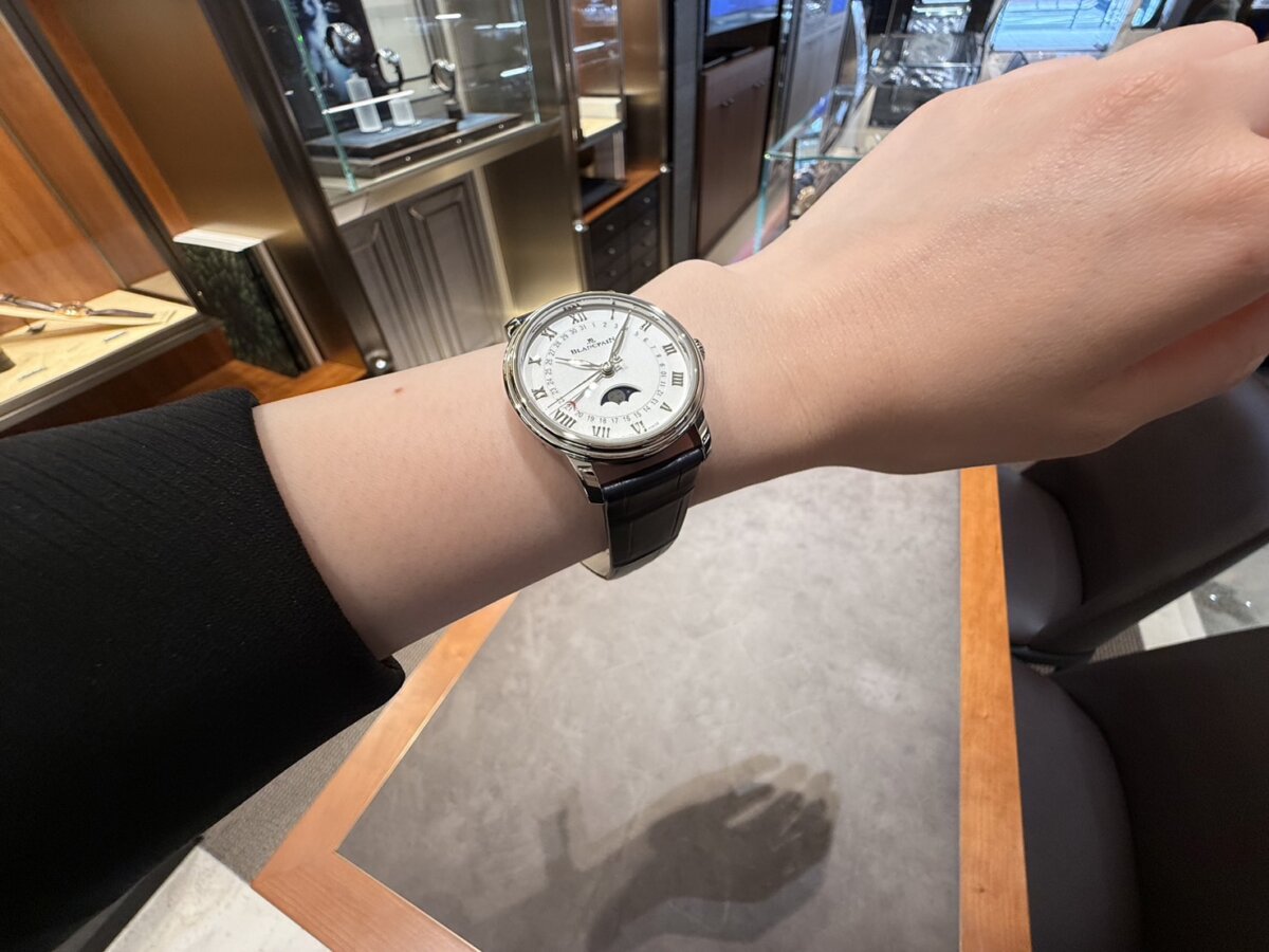 【ブランパン】京都店初入荷！女性におすすめしたいモデルをご紹介。「デイト ムーンフェイズ」-BLANCPAIN -S__64512007_0