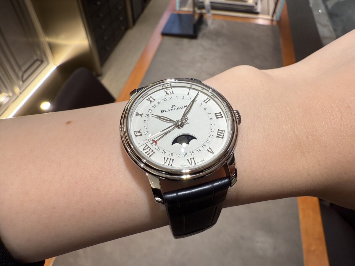 【ブランパン】京都店初入荷！女性におすすめしたいモデルをご紹介。「デイト ムーンフェイズ」-BLANCPAIN -S__64512021_0