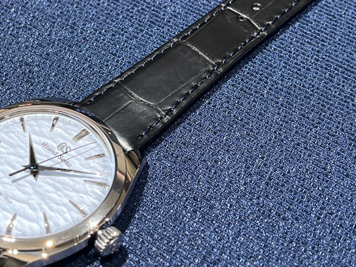 画像 【グランドセイコー】写真じゃ伝わらない!冬の湖面を閉じ込めたような時計 - SBGY007 --Grand Seiko -IMG_0350