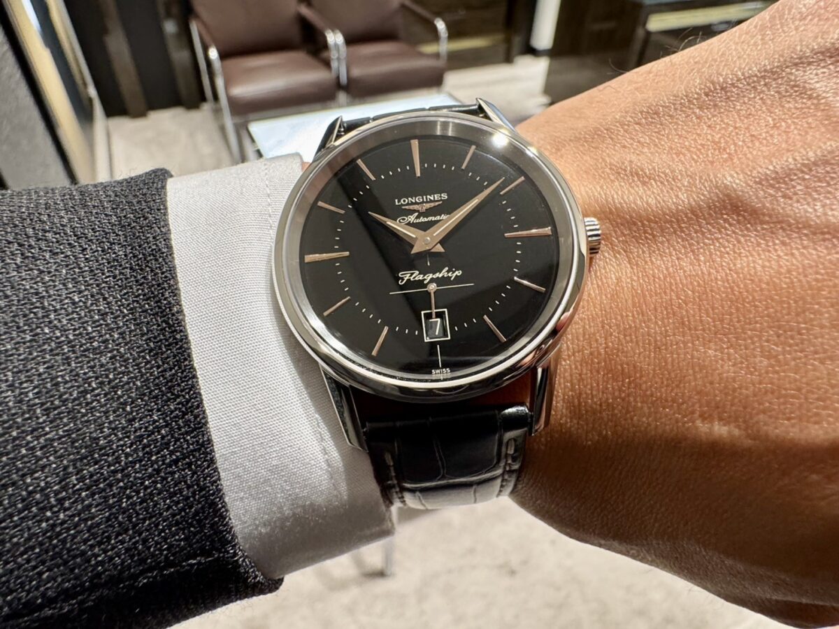【ロンジン】クラシックと現在の融合 艶やかなブラックダイヤルと18Kゴールド製メダリオンとグラン・フー・エナメルを備える「フラッグシップ ヘリテージ」-LONGINES -S__103669783_0