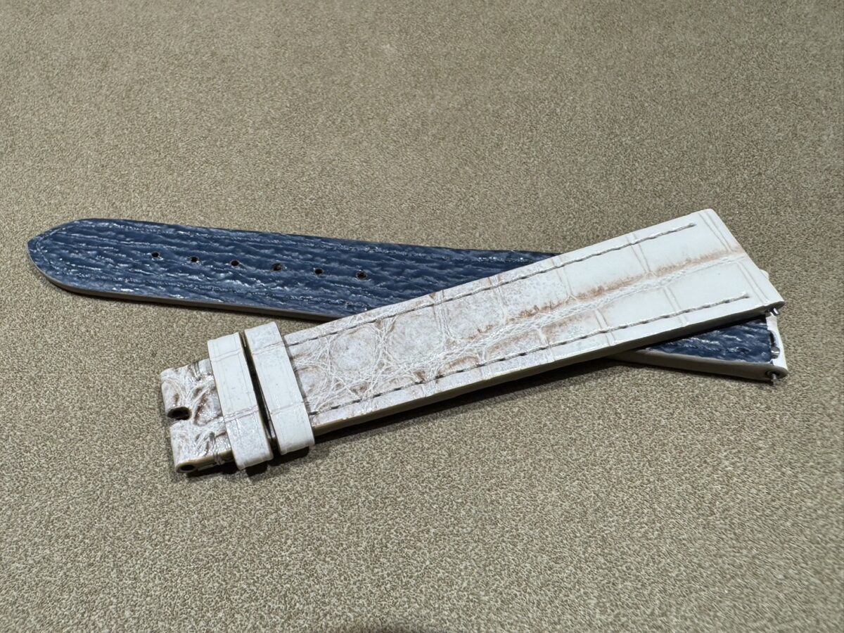 【ジャン・ルソー】希少なナイルクロコダイルを使用した「エトルタ」を選ばれたお客様のオーダーストラップのご紹介-カルティエ用 ジャン・ルソー オーダーストラップ oomiya京都店のお客様 -S__103669794_0