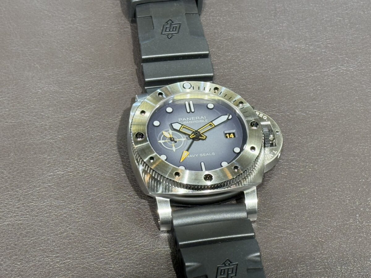 画像 ネイビーシールズとパネライの関係性とは? ~サブマーシブル GMT ネイビーシールズ PAM01323~-PANERAI -S__141262857_0
