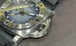 ネイビーシールズとパネライの関係性とは？  ～サブマーシブル GMT ネイビーシールズ PAM01323～