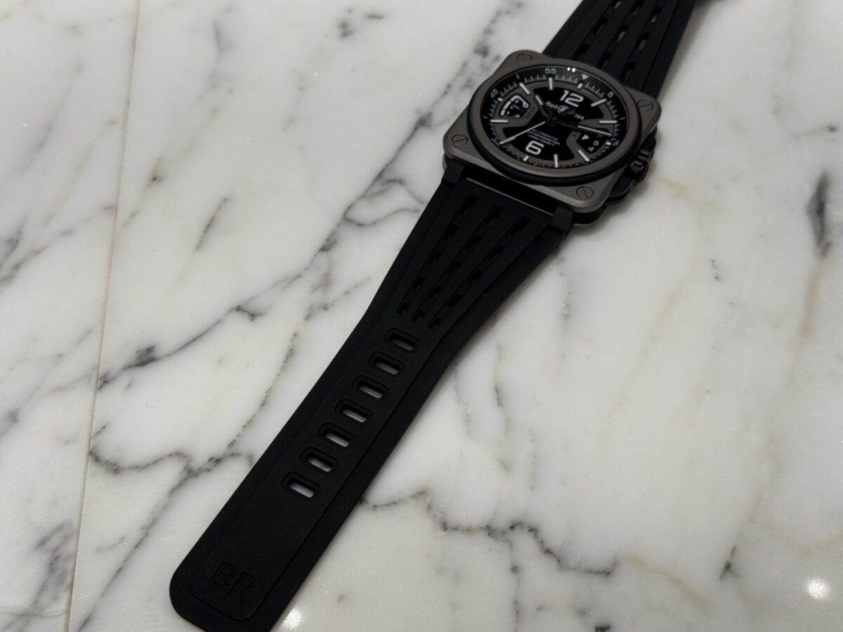 【新作情報】ベル＆ロス BR-X3 ブラックチタニウムのケースはどうなっている？-BELL&ROSS -S__141492240_0