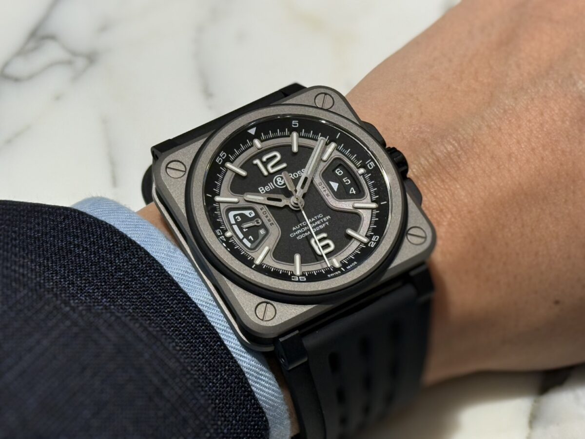 【新作情報】ベル＆ロス BR-X3 ブラックチタニウムのケースはどうなっている？-BELL&ROSS -S__141492241_0