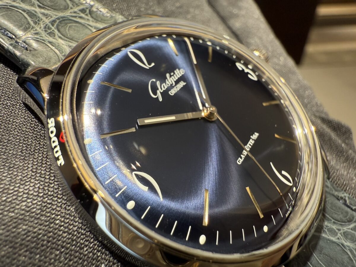 【グラスヒュッテ・オリジナル】1960年代の美的感覚を時計に再現。「シックスティーズ」-Glashütte Original -S__3891214_0