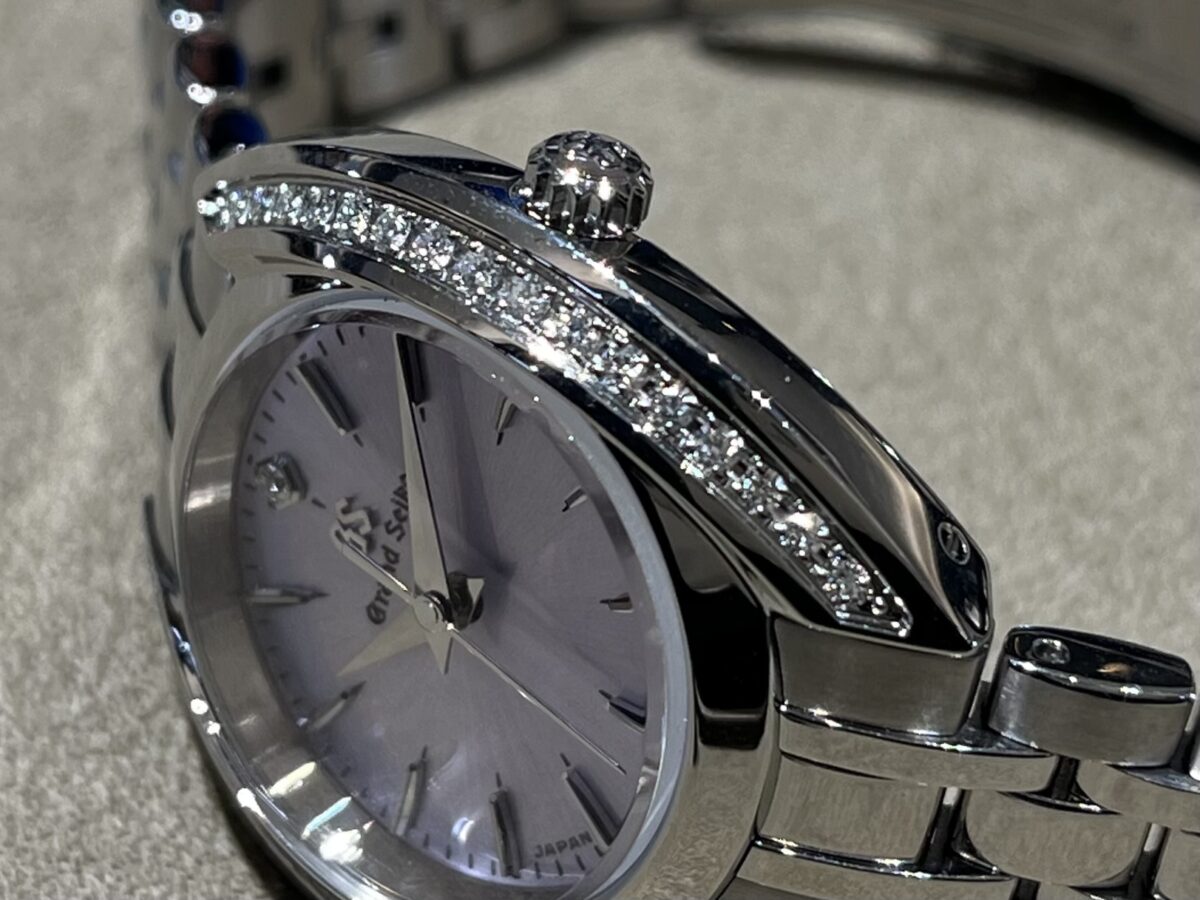 画像 【グランドセイコー】見る度好きになる。淡藤色が美しい「STGF349」-Grand Seiko -IMG_3019