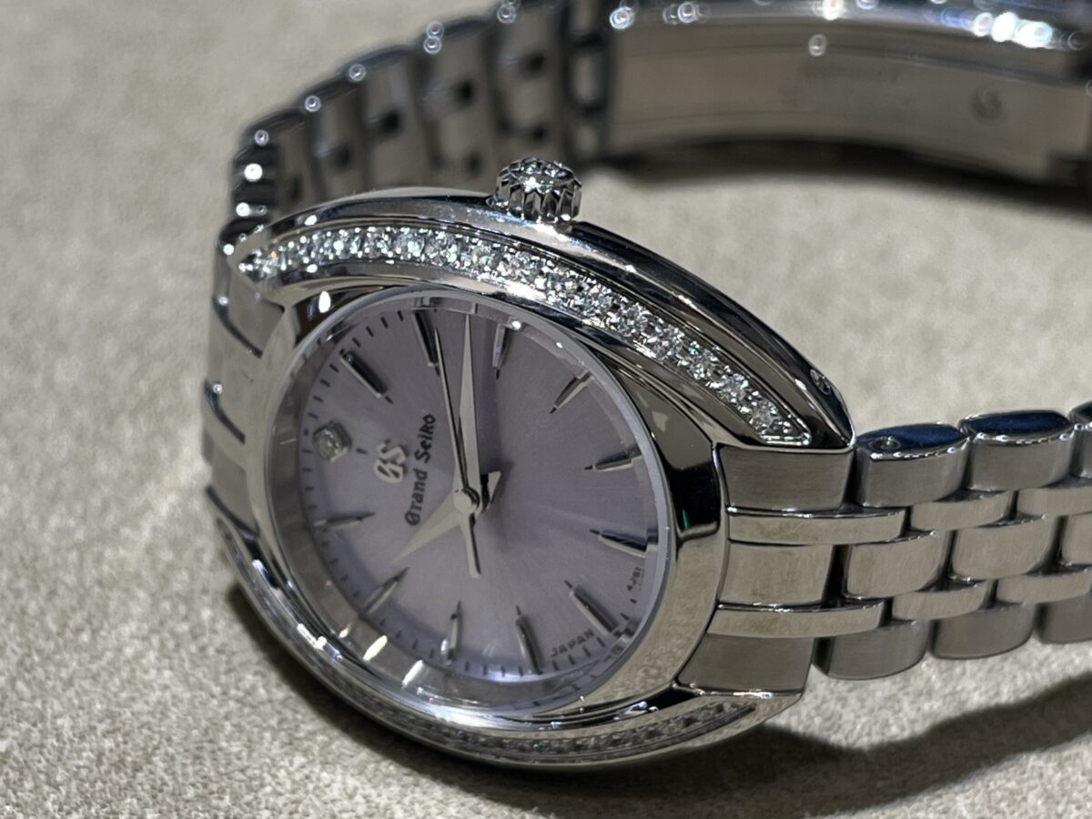 画像 【グランドセイコー】見る度好きになる。淡藤色が美しい「STGF349」-Grand Seiko -IMG_3024