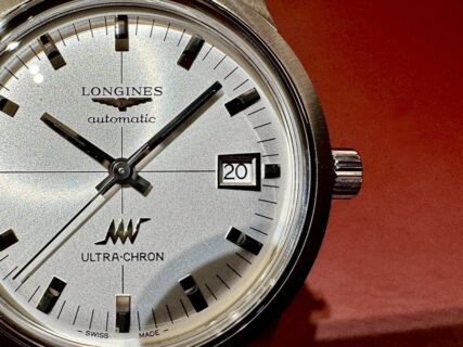 【ロンジン】毎時36,000振動とシリコンヒゲゼンマイの自動巻きムーブメントを搭載した「ウルトラクロン クラシック」37mmのシンプルな新作登場