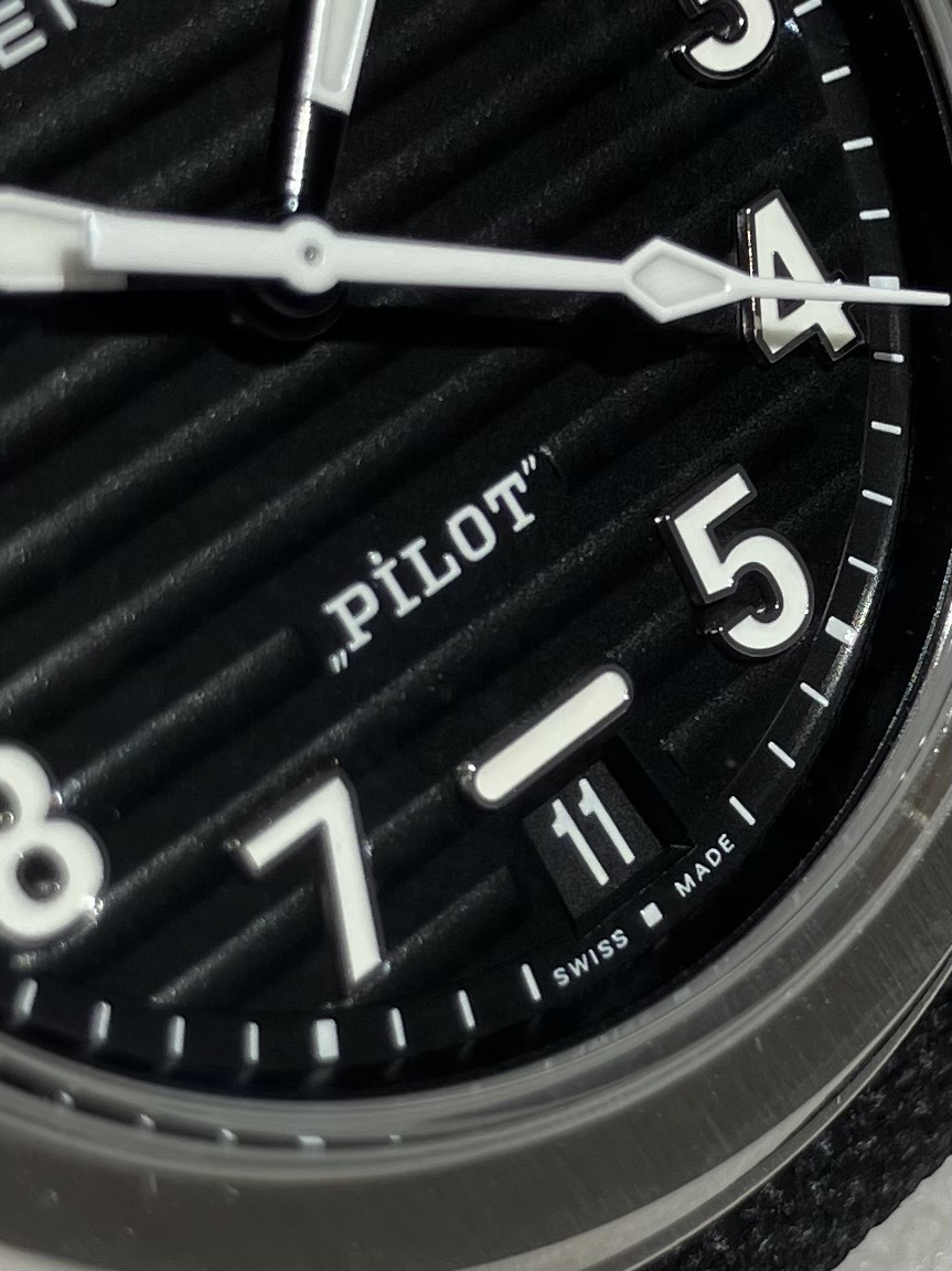 【ゼニス】パイロットウォッチとは？？歴史・特徴を徹底レビュー-ZENITH -6edfd8114762f2e1908d2b81c4ef831b