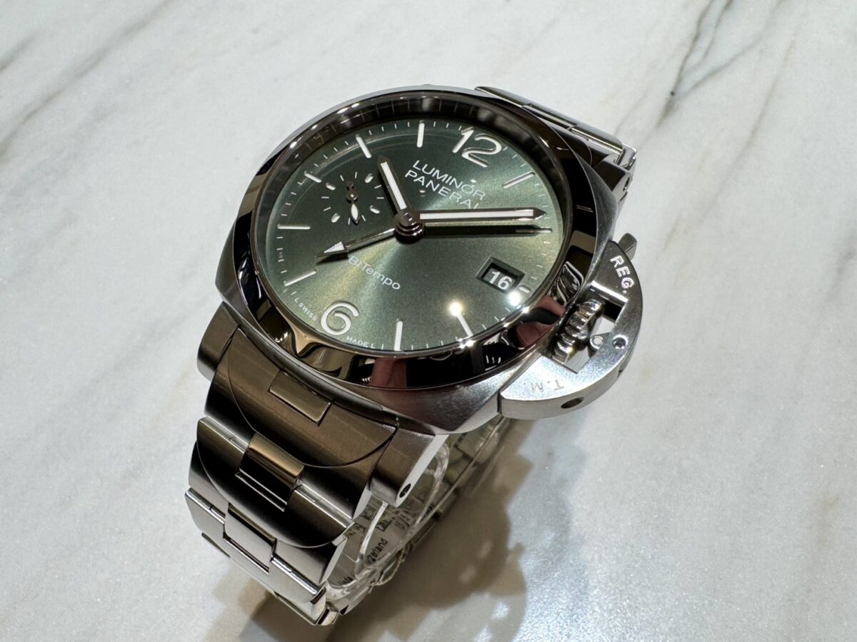 【パネライ】oomiya京都店 初入荷 「ルミノール クアランタ BiTempo」PAM01640/40mmケースに鮮やかなグリーン文字盤のブレスレット装着モデル-PANERAI -S__105242630_0