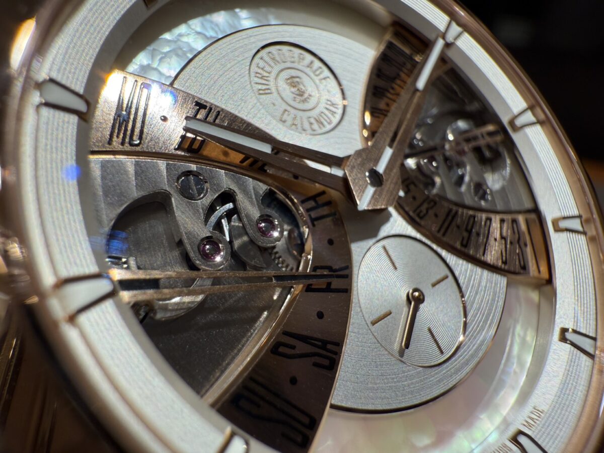 画像 【新作入荷】2025年新作「バイレトログラード カレンダー」実機レビュー「ロジェ・デュブイ」-ROGER DUBUIS -S__6471692_0