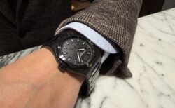 【ジラール・ぺルゴ】の技術力と美意識を体現した1本。「ロレアート 42MM セラミック」