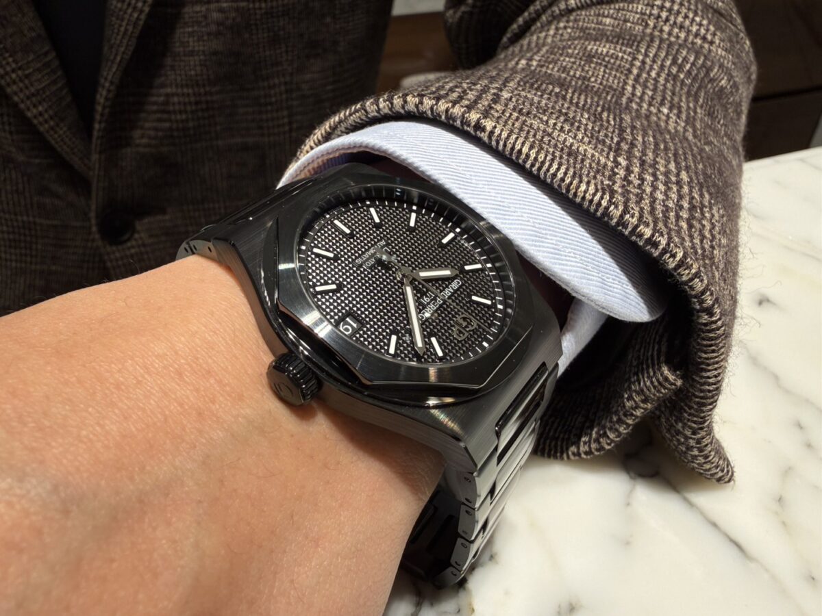 【ジラール・ぺルゴ】の技術力と美意識を体現した1本。「ロレアート 42MM セラミック」-GIRARD-PERREGAUX -S__7168006_0