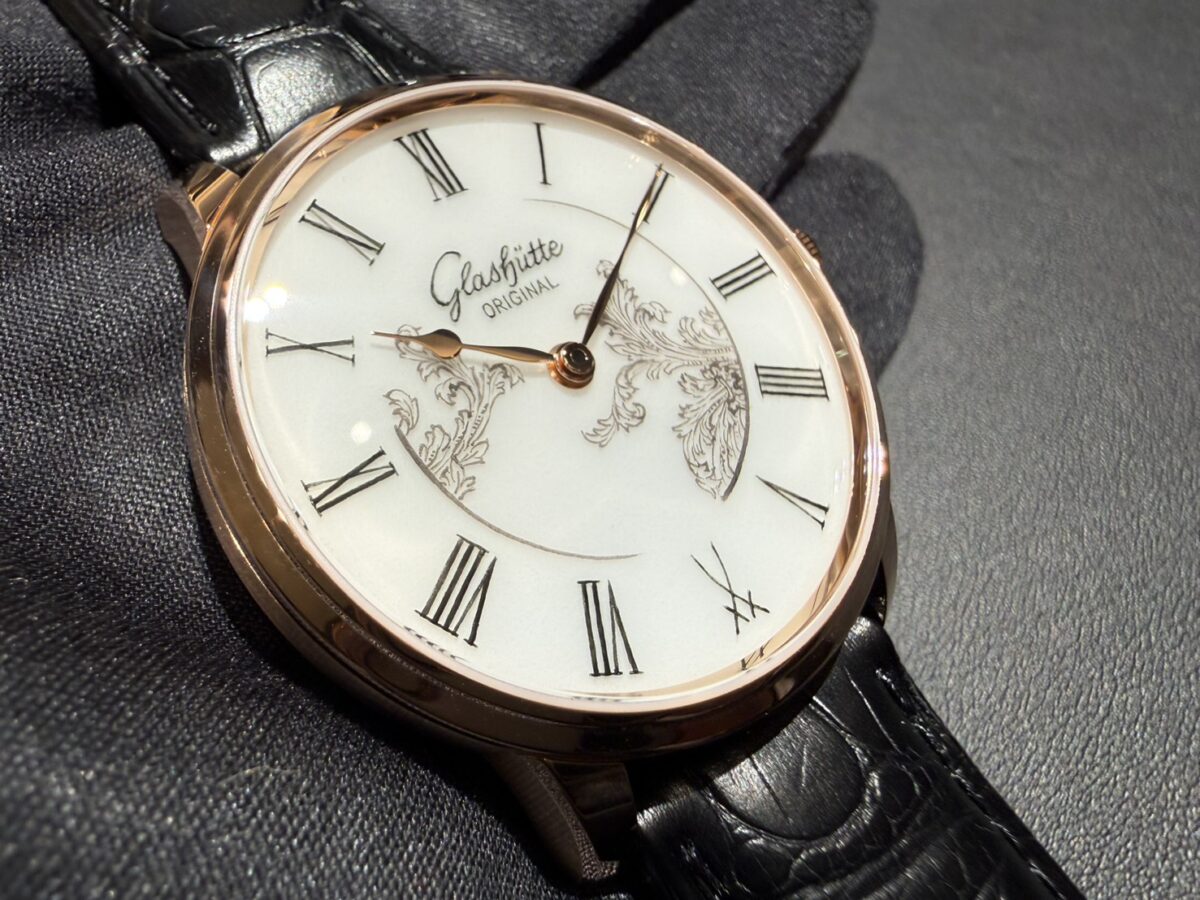 【グラスヒュッテ・オリジナル】180周年記念モデル誕生。文字盤が手描き？マイセン磁器で作られた特別な腕時計-Glashütte Original -S__7651343_0