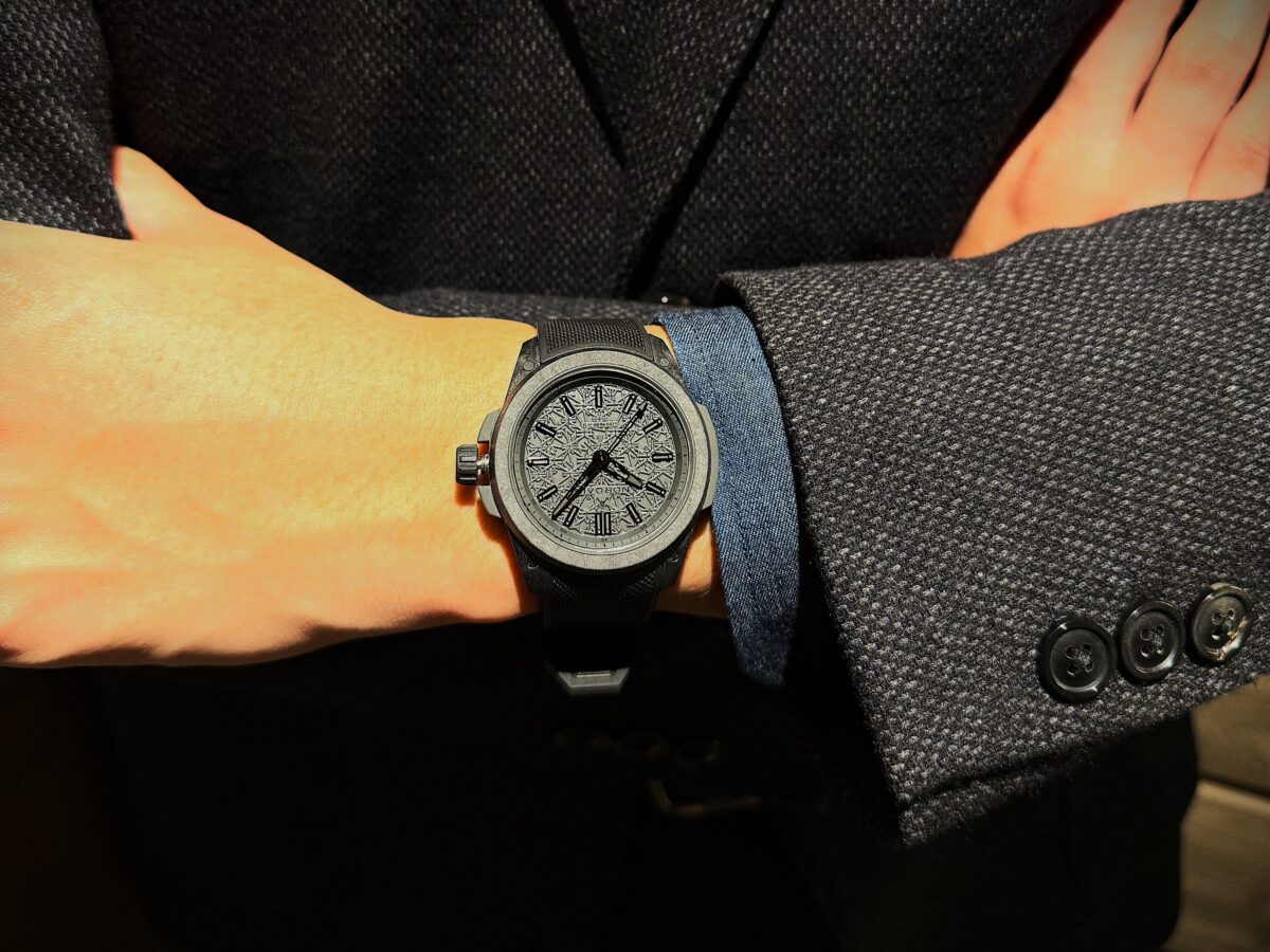 画像 【ノルケイン】黒は引き算が難しい。常識を超えるワイルドワン オールブラック-NORQAIN -image2-002