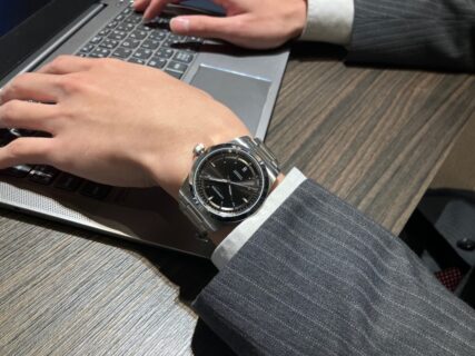 【ロンジン】普段使いでもお仕事でも活躍する万能さ ロンジン コンクエスト（L3.720.4.52.6）をご紹介