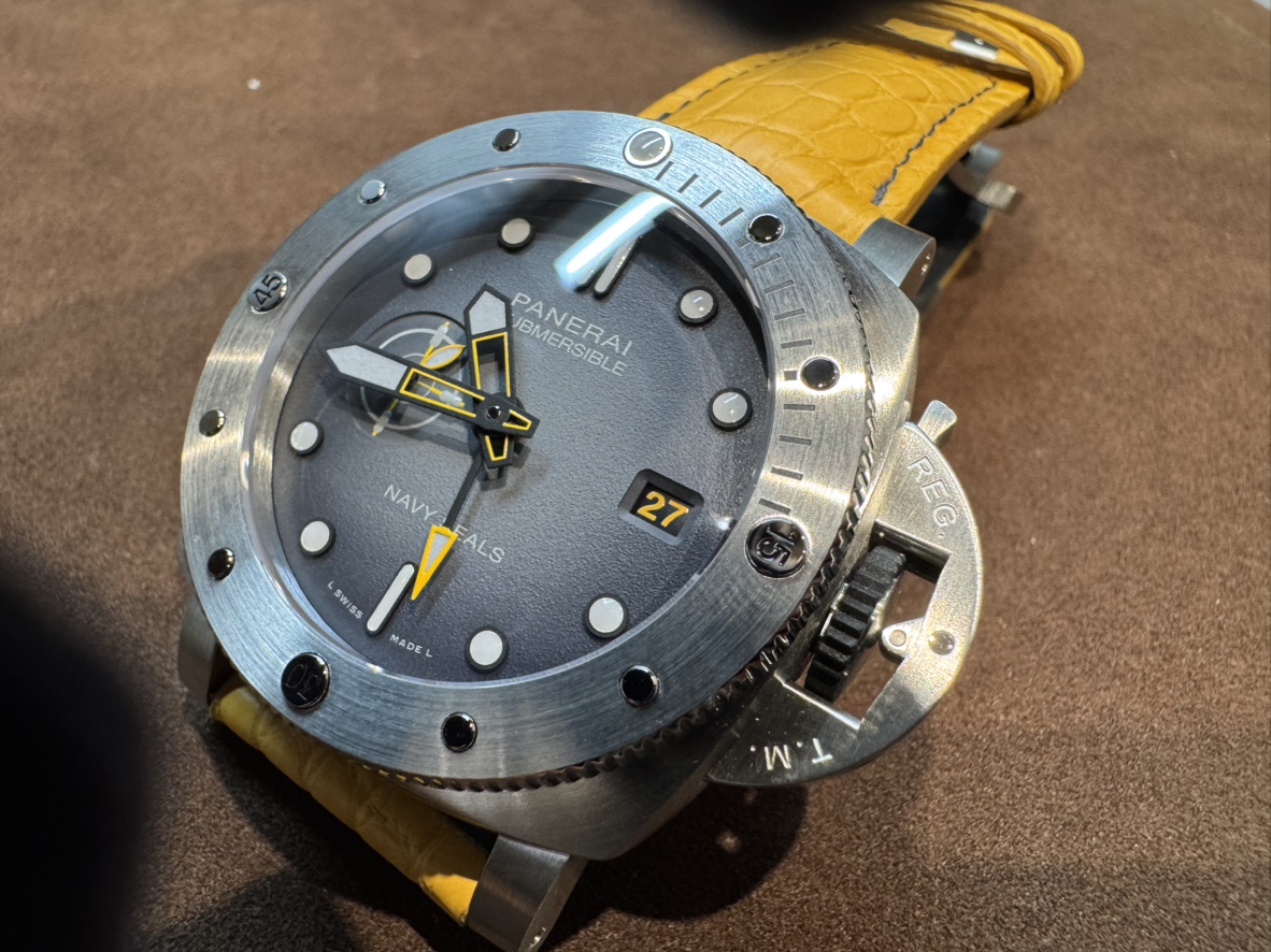 画像 「パネライ」×「ネイビーシールズ」×「ジャン・ルソー」 特別なモデルにオーダーストラップの組み合わせで世界に1つだけの時計に-パネライ用 ジャン・ルソー オーダーストラップ 京都店のお客様 -IMG_4332