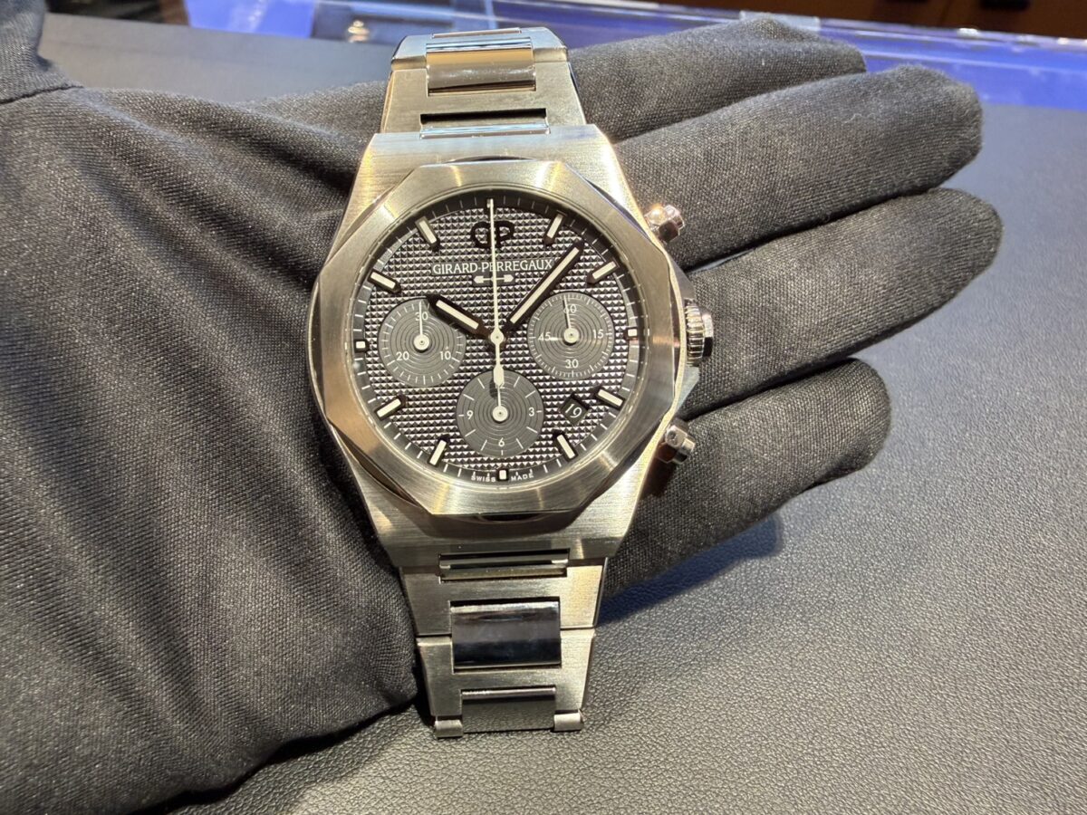 【ジラール・ぺルゴ/再入荷情報】腕に乗せた瞬間わかる、チタンの違い。「ロレアート クロノグラフ Ti49」-GIRARD-PERREGAUX -S__8298602_0