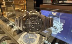 【ジラール・ぺルゴ/再入荷情報】腕に乗せた瞬間わかる、チタンの違い。「ロレアート クロノグラフ Ti49」