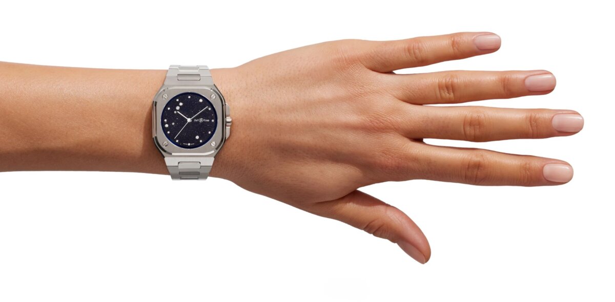 画像 ベル&ロス 2026年新作 昨年の“アストロ”に続くアベンチュリン文字盤を使用した 「BR-05 36mm ブルー ダイヤモンド イーグル」発表-BELL&ROSS -1e096dc218efe85f75e087bc36c8659b