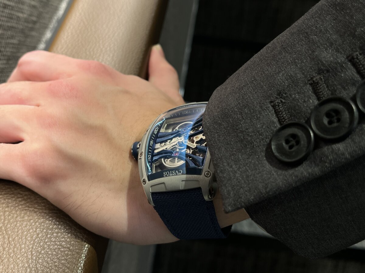 【世界限定55本】クストス20周年記念！テニス界の巨星と共鳴する「ハチャノフ」モデルのデザイン美に迫る-CVSTOS -IMG_3861