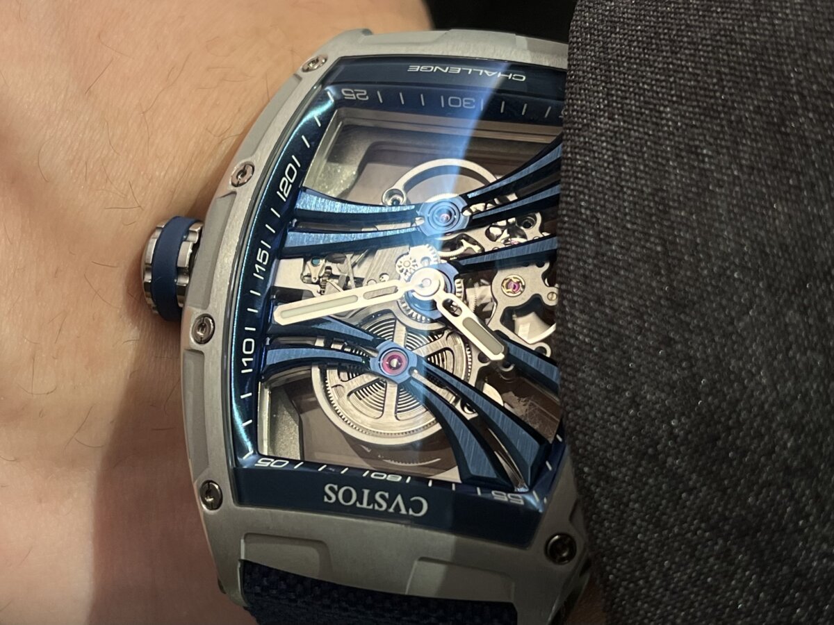 【世界限定55本】クストス20周年記念！テニス界の巨星と共鳴する「ハチャノフ」モデルのデザイン美に迫る-CVSTOS -IMG_3863