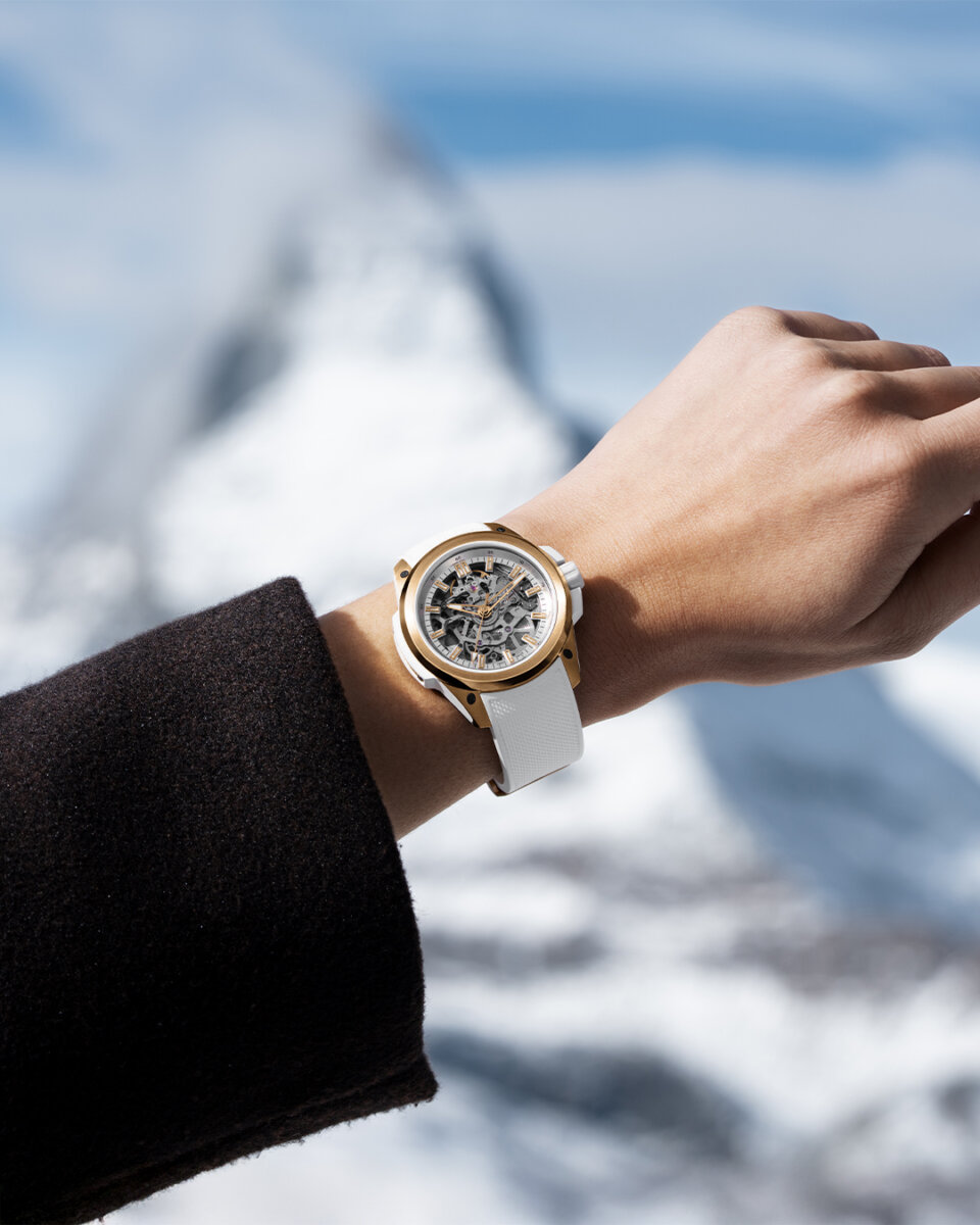 【ノルケイン】高級感だではない。建築原理に基づく『ビーム構造』を取り入れたスケルトンウォッチは高い耐久性も実現「ワイルド ワン スケルトン 39mm レッドゴールド」　-NORQAIN -NORQAIN_WildONE_Skeleton_39mm_RedGold_1080x1350_2