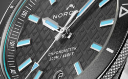 【ノルケイン】2026年新作「アドベンチャー 40mm グレー」ライトブルーの差し色がポイントの注目モデル、早くもoomiya京都店に入荷