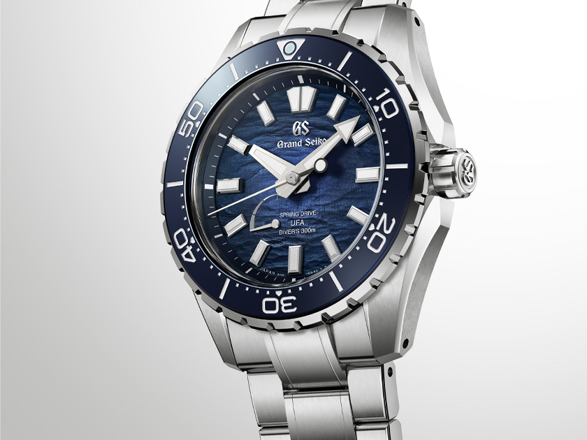 【グランドセイコー2026年新作】年差±20秒の高精度ムーブメント備えたダイバーズウオッチ「Ushio 300」進化した“究極精度ダイバーズ”が登場 SLGB023-Grand Seiko -SLGB023_drama2