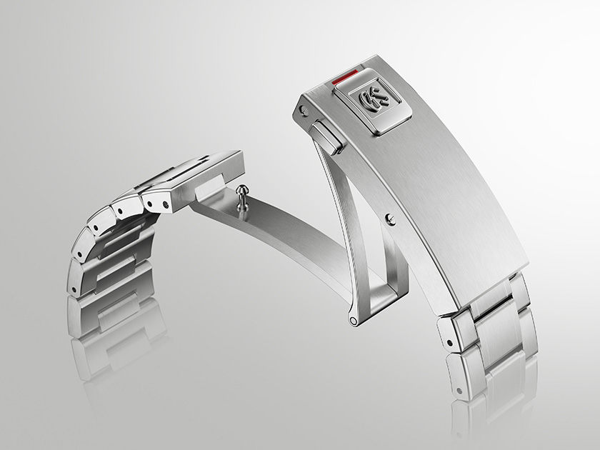 【グランドセイコー2026年新作】年差±20秒の高精度ムーブメント備えたダイバーズウオッチ「Ushio 300」進化した“究極精度ダイバーズ”が登場 SLGB023-Grand Seiko -SLGB23_clasp1