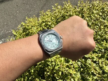 今や定番化した「ラグスポ」を再研究！？腕時計を語る上で知っておきたい2種類のラグスポの現在地と持つべき魅力的なモデル４選。-BELL&ROSS GIRARD-PERREGAUX IWC ZENITH -S__48939016_0-427x320-1