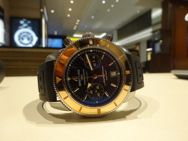 クラシックなダイバーズウォッチ。-BREITLING -bbcd0eb5-s