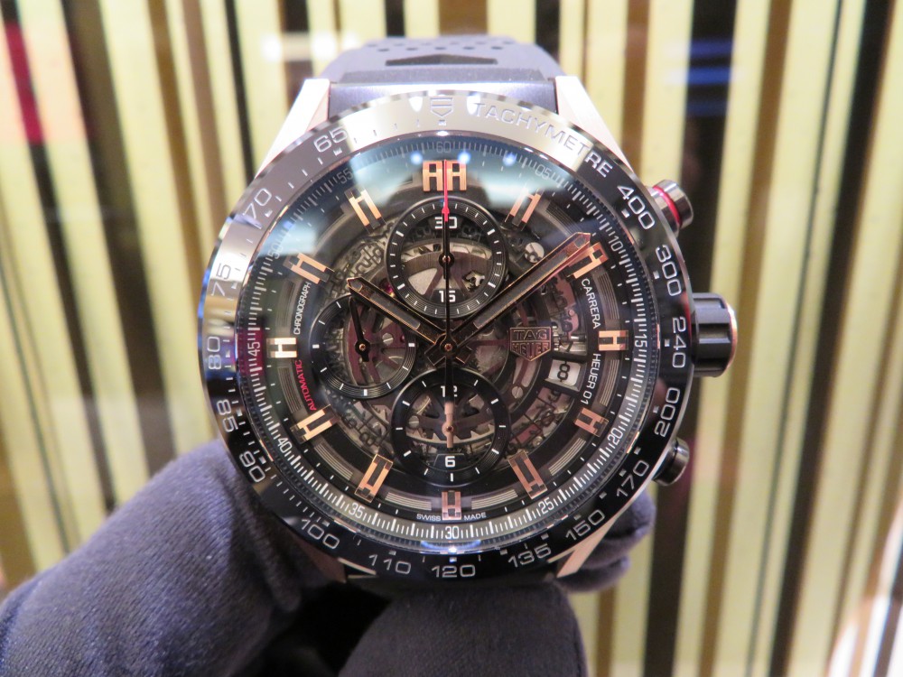 TAG HEUER 腕時計　954408 タグホイヤーより「カレラ キャリバー ホイヤー01 クロノグラフ