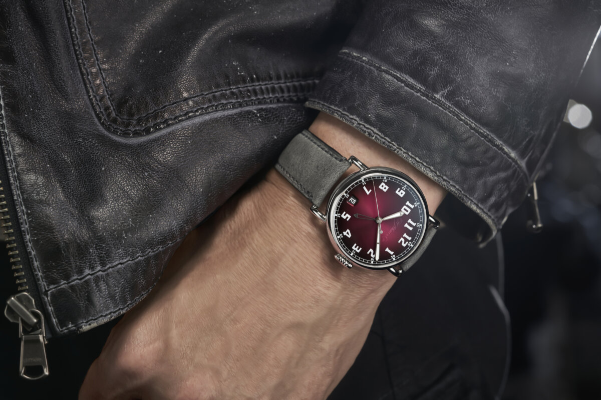 『Newクラシックスタイル』H.モーザー　ヘリテージ・デュアルタイム　8809-1200 - H.Moser＆Cie. 