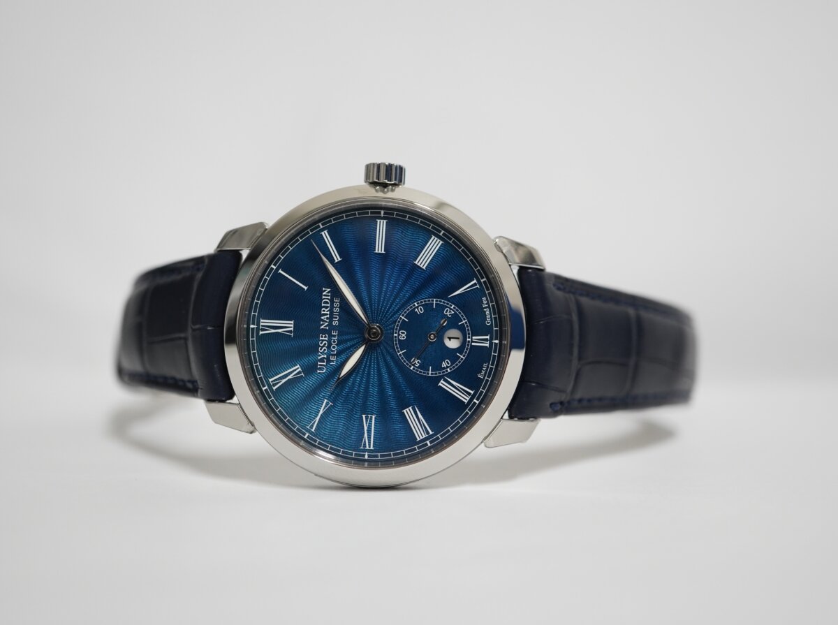 ユリス・ナルダン ギョーシェとエナメルの文字盤が美しいクラシコ