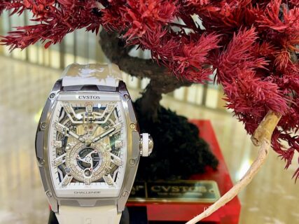 主張しすぎないダイヤモンドで腕元を飾る？？チャレンジ ジェットライナーⅡ P-S オートマティック～クストス～