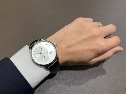 左右非対称のレイアウトが魅力的なグラスヒュッテオリジナル パノリザーブ