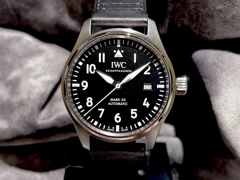 伝統とモダンな洗練が融合した”パイロット・ウォッチ・マークXX”～IWC～ - IWC 