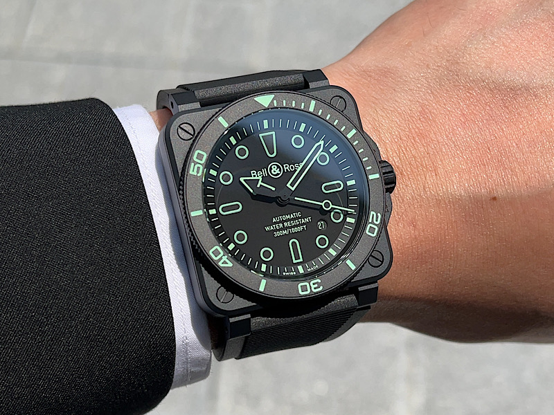 暗闇が楽しくなるダイバーズウォッチ??BR05-Diver Lum Outline~ベルロス~ - Bell&Ross