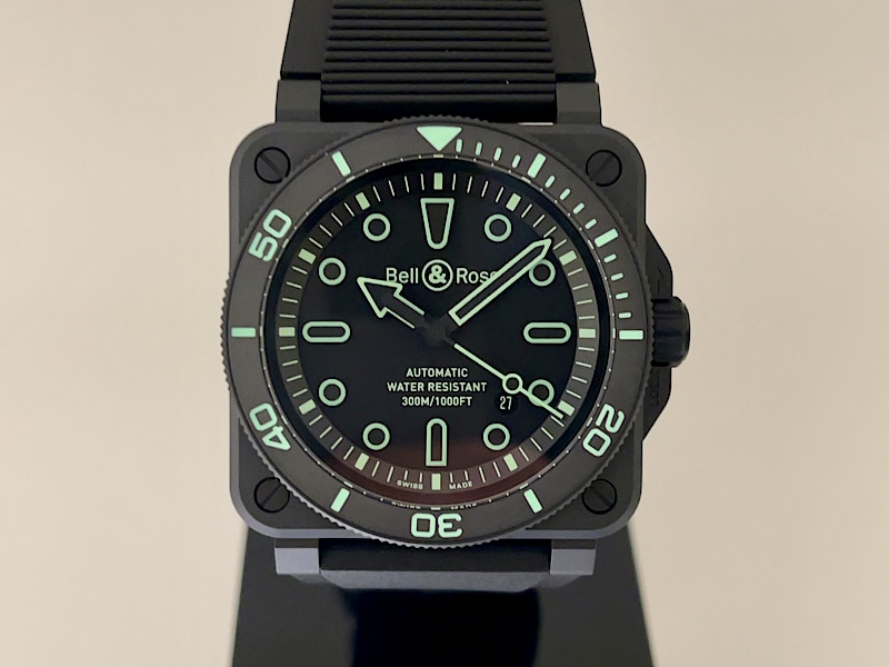 暗闇が楽しくなるダイバーズウォッチ??BR05-Diver Lum Outline~ベルロス~ - Bell&Ross