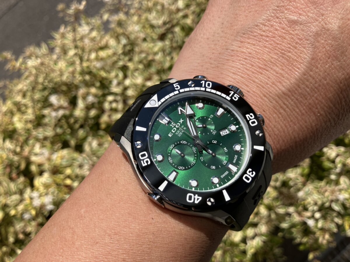 夏に使いたい!日本限定のクロノオフショア1。 - EDOX